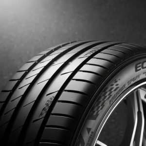Cubierta Kumho Ps71 Ecsta 285/45 R20 112 Y