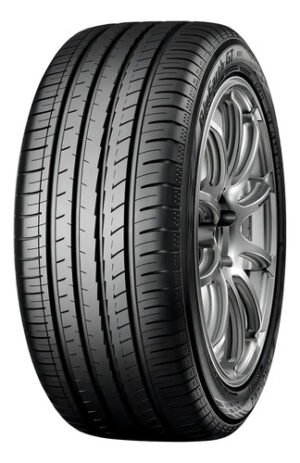 Cubierta Yokohama Bluearth Gt Ae51 97w 245/40 R18