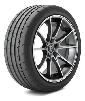Cubierta Yokohama Advan Apex V601 95y 235/40 R18