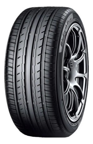 Cubierta Yokohama Bluearth Es32 185/65 R14 86 H