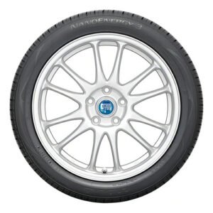 Cubierta Toyo Nano Energy 3 205/65 R15 94 H Balanceada