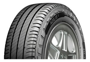 Cubierta Michelin 205/70 R15 Agilis 3 106/404 R Colocada